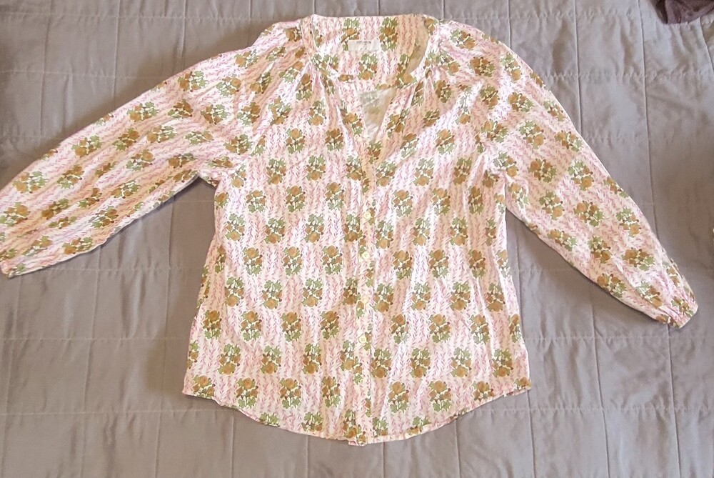 UNTUCKit Shirt Womens Small Pink Floral Long Sleeve Button Up Boho Casual Top